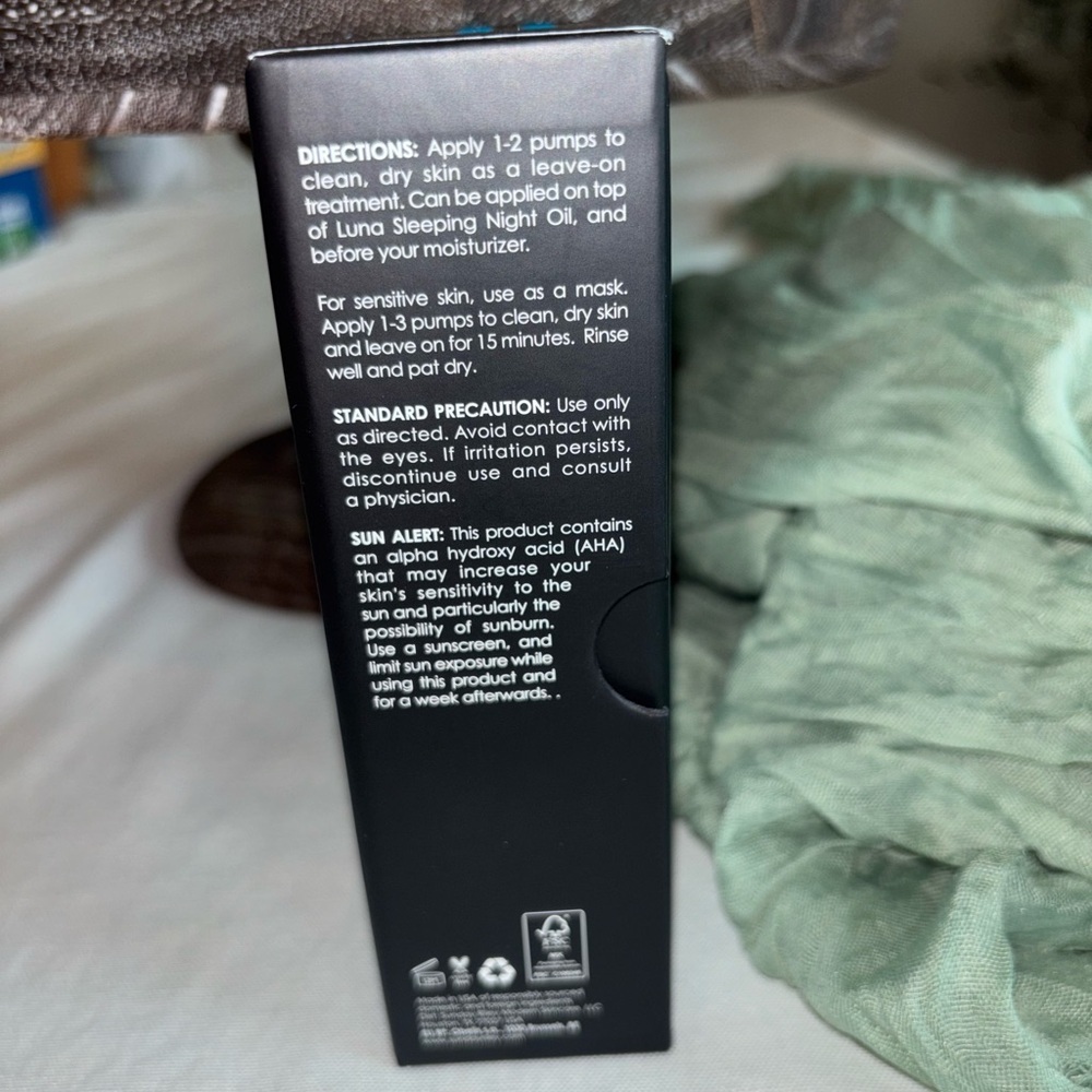 Sunday Riley Good Genes All-In-One Lactic Acid Treatment 1 fl oz • Exfoliate - Picture 9 of 12